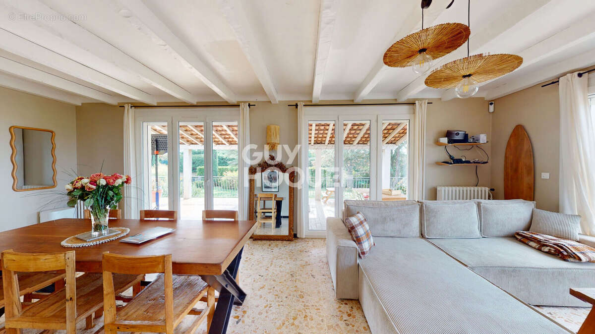 Maison à BEAUMONT-LES-VALENCE