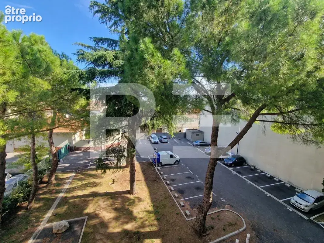 Apt T2 balcons avec 1 chambre, une cave, un parking sécurisé - photo 8