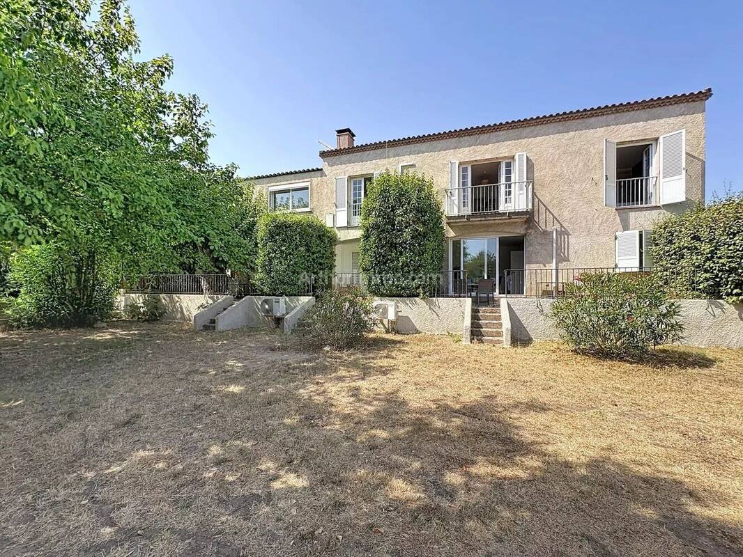 Maison à CALVI