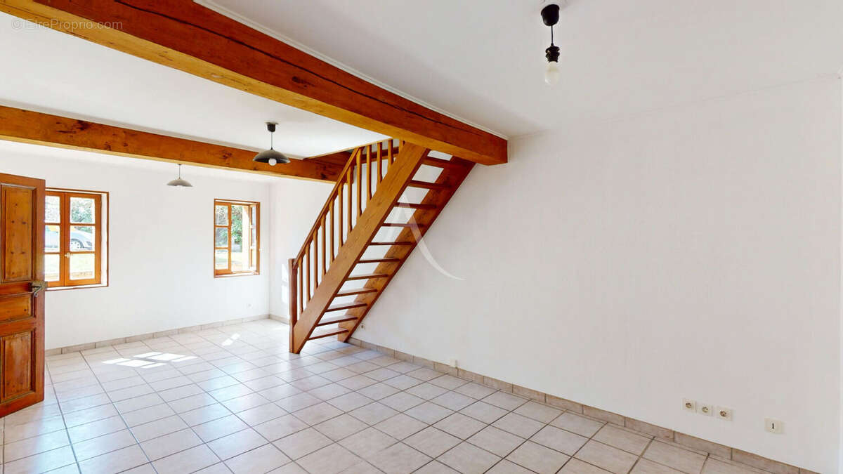 Castanet-Tolosan! Maison de village T4 de 105 m² avec jardin - photo 3