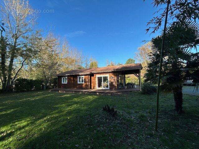 Maison à GRAYAN-ET-L&#039;HOPITAL