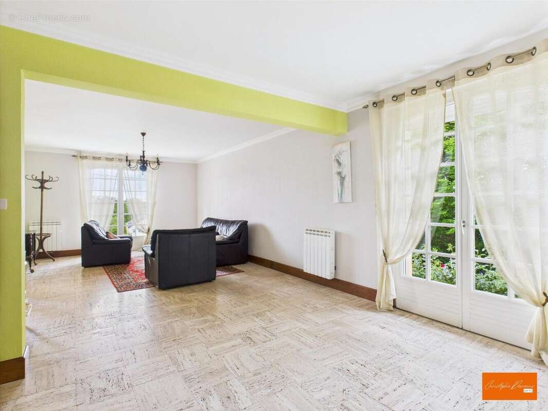 Photo 6 - Maison à SAINT-GEORGES-BUTTAVENT