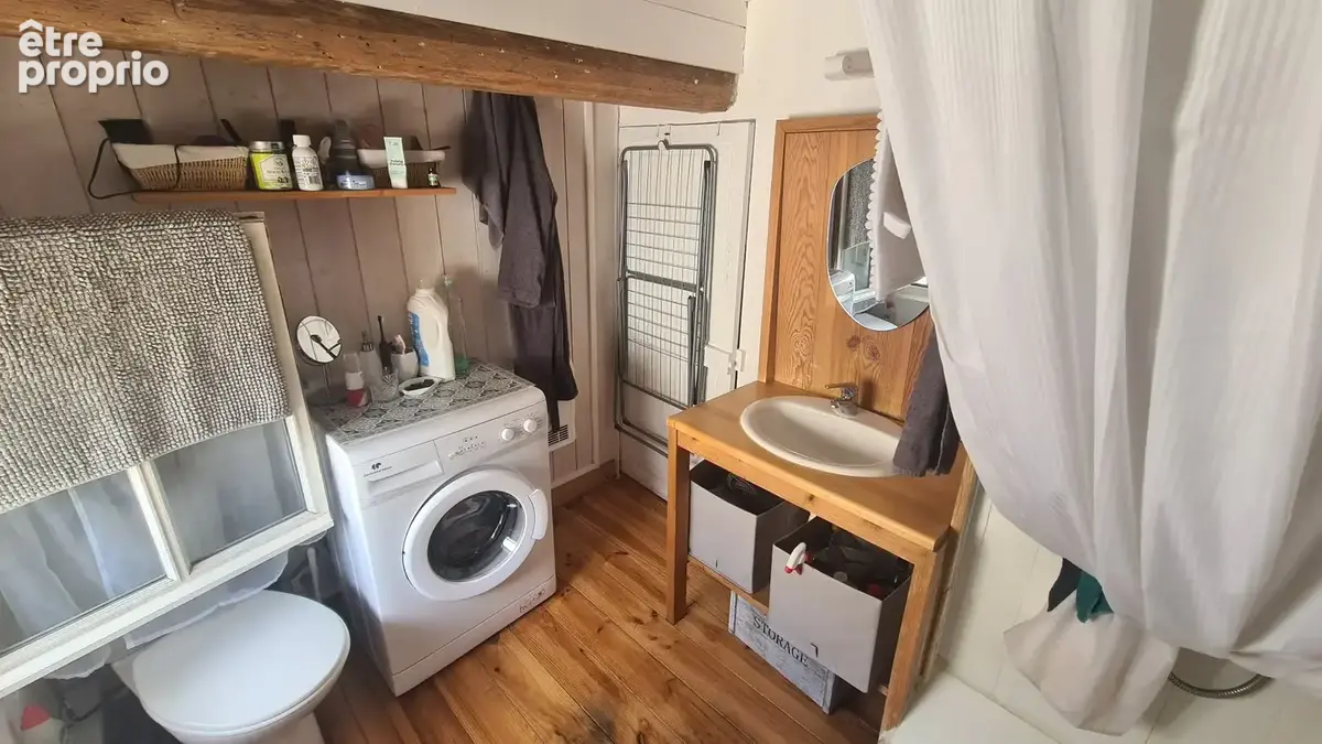 Ensemble immobilier Angoulême - 2 T2 duplex, 2 studios + maison - photo 8