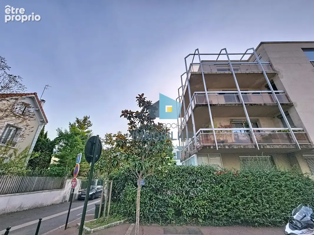 Photo Appartement à Le Raincy au prix de 330 000€