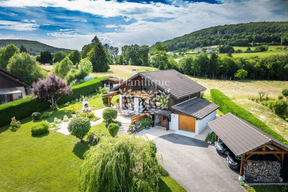 Maison à ALLONZIER-LA-CAILLE