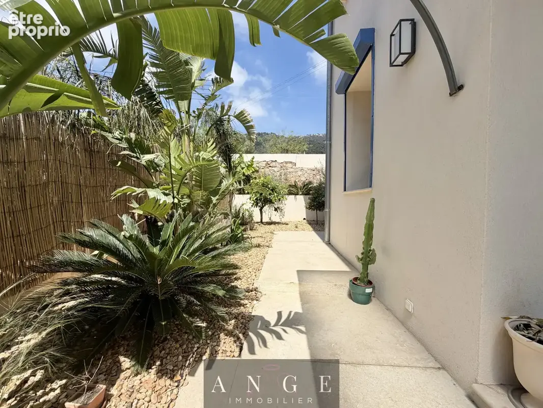 Bas de villa Magnifique 2023 avec jardin, piscine et parkings - photo 10