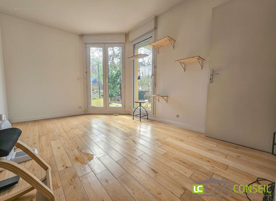 Appartement à CHATILLON