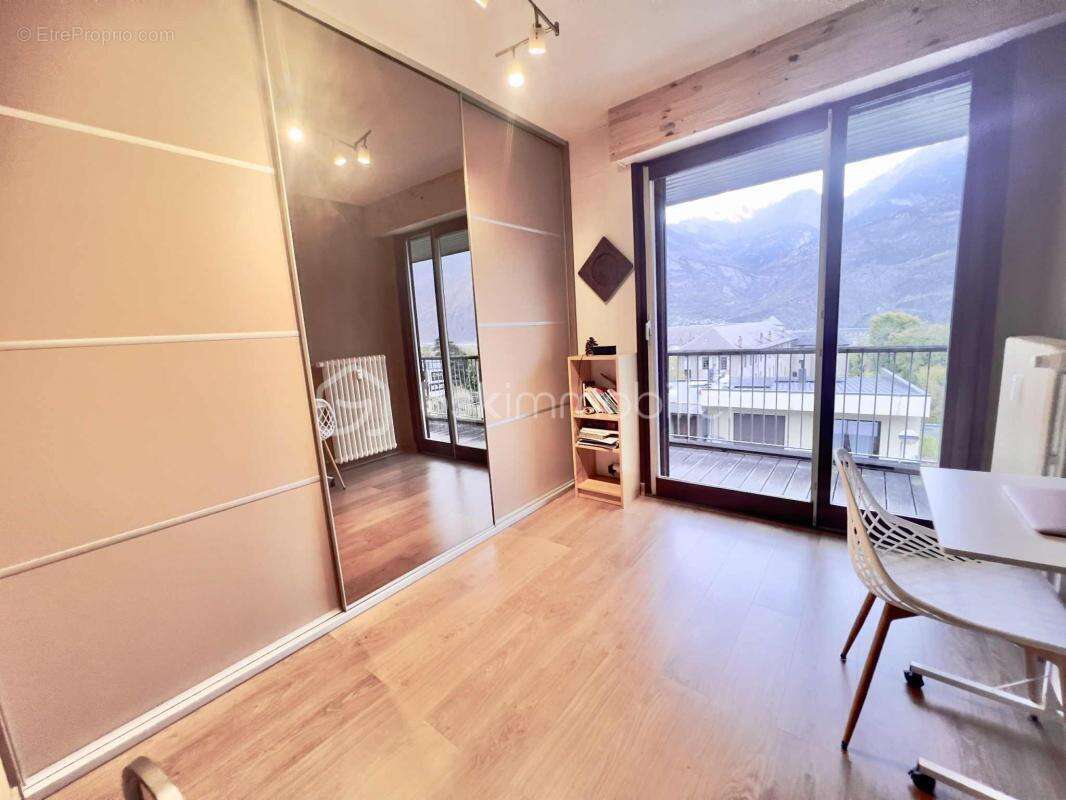 Appartement à SAINT-JEAN-DE-MAURIENNE