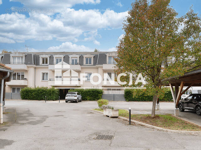Appartement à CESSON