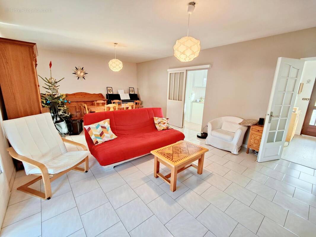 Photo 1 - Maison à VILLENAVE-D'ORNON