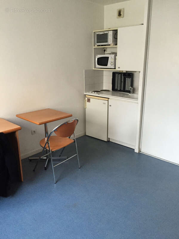 Appartement à COURBEVOIE