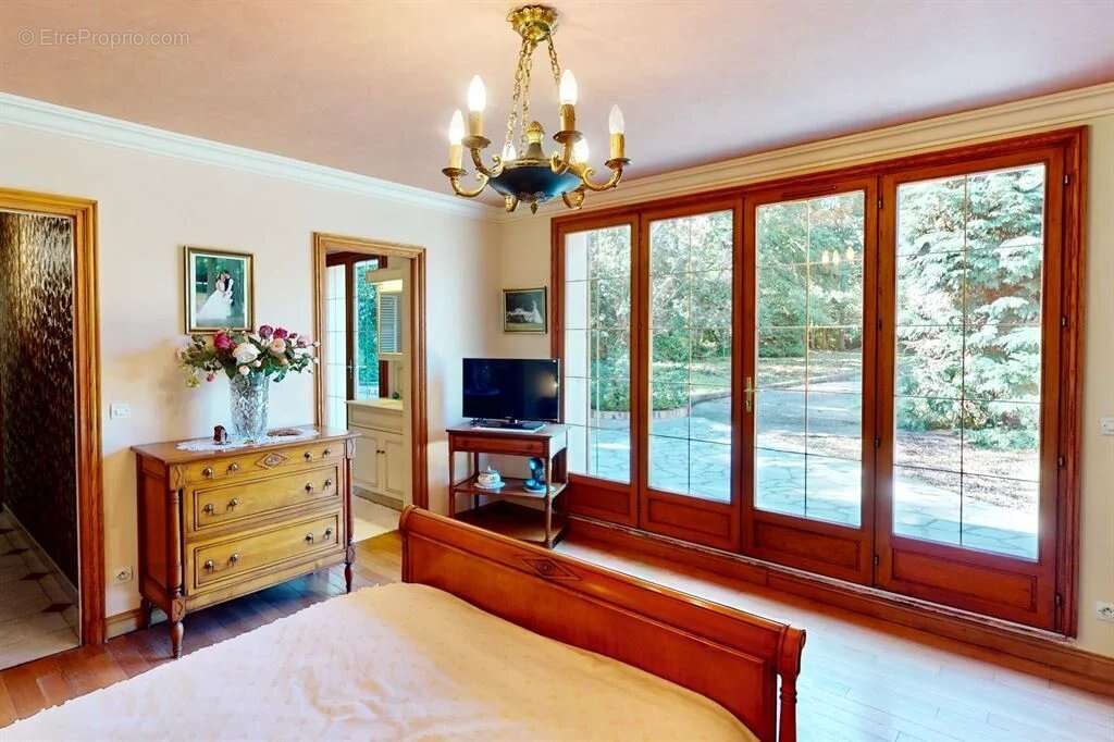 Propriete equestre de 9 hectares aux portes de paris - photo 8