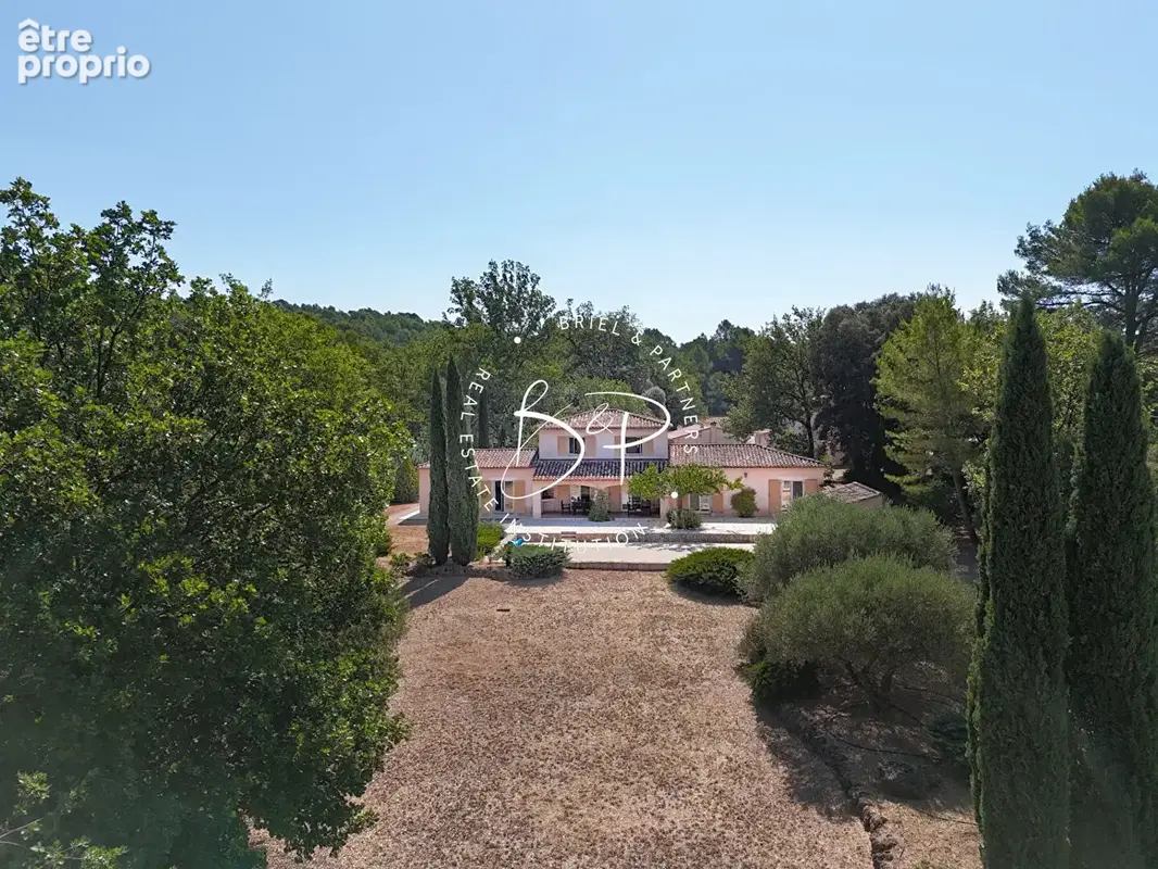 Entre Lorgues et Saint-Antonin ? Villa provençale 4 chambres au coeur d'une oliveraie - photo 4