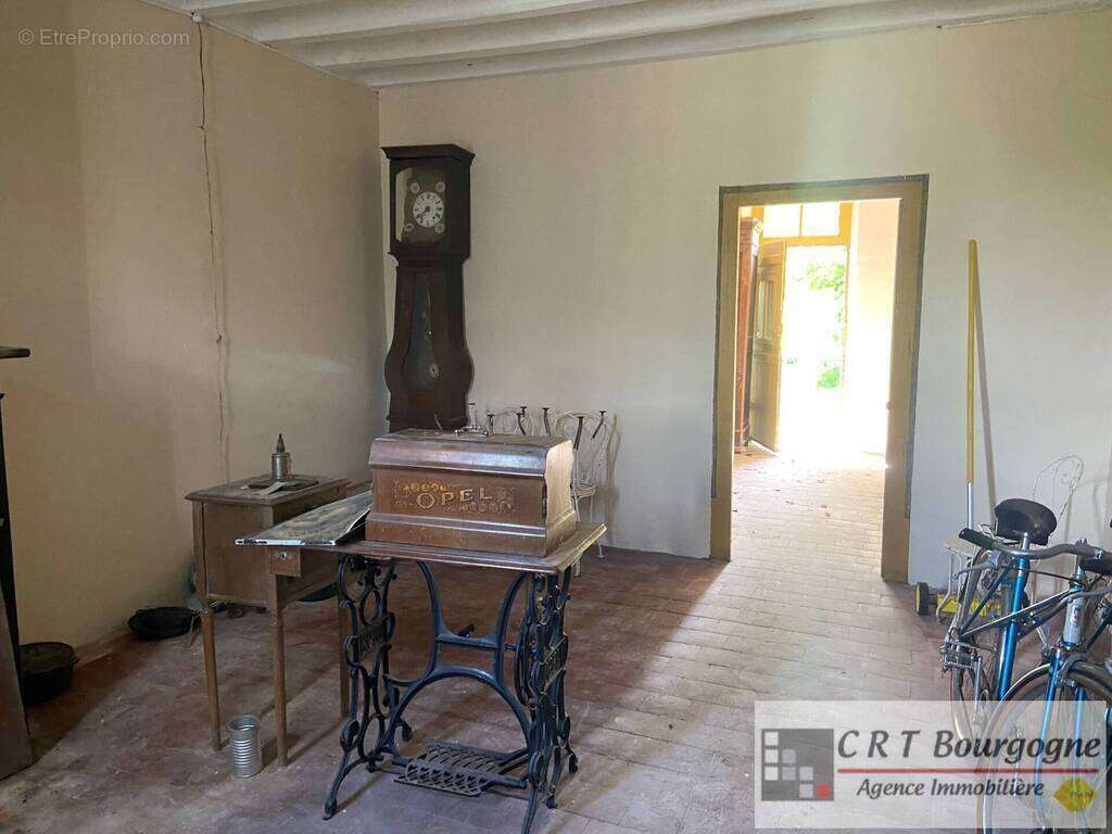 Maison à CHAMPIGNELLES