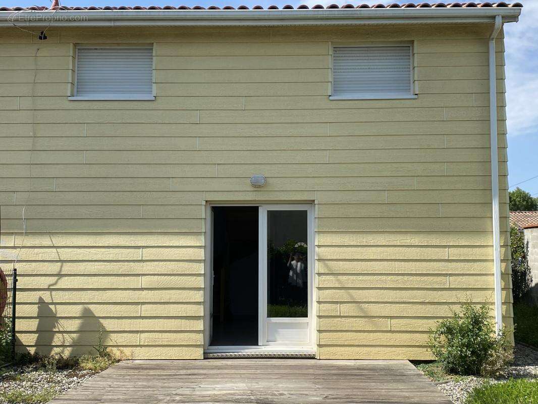Maison à LESPINASSE