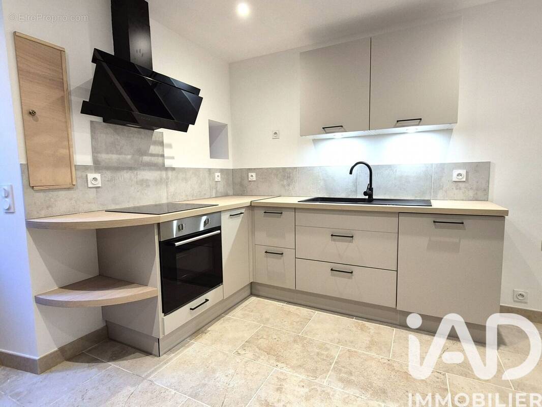 Photo 1 - Appartement à BAGNOLS-SUR-CEZE