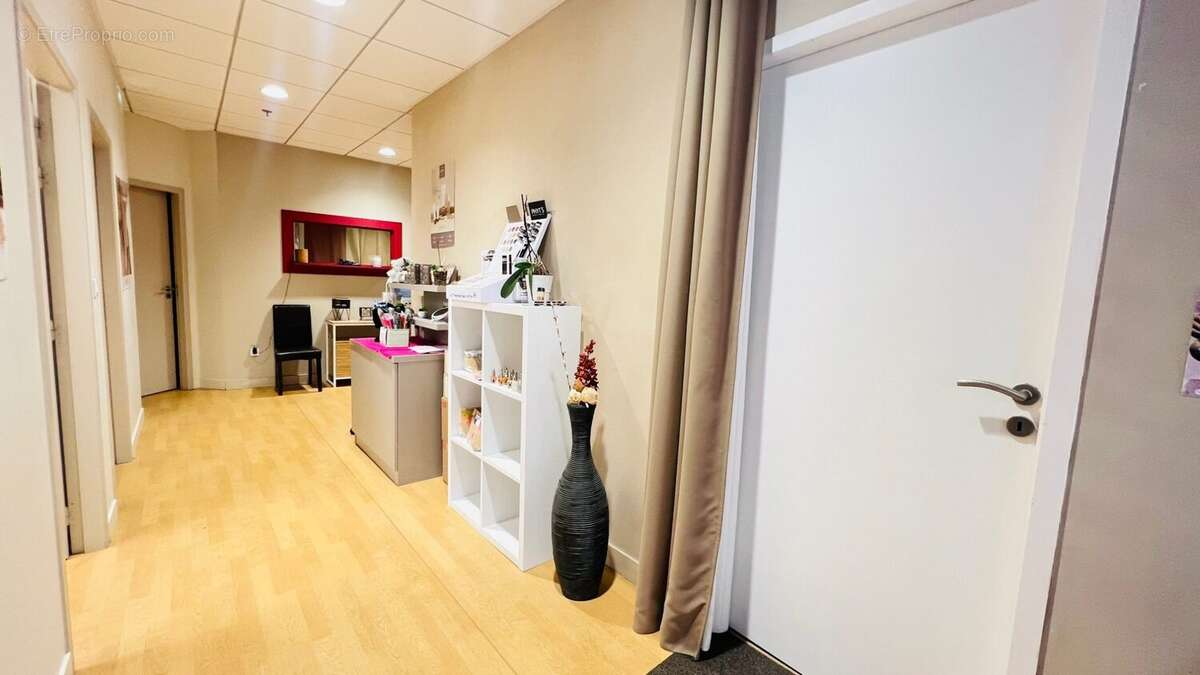 Commerce à COLOMIERS