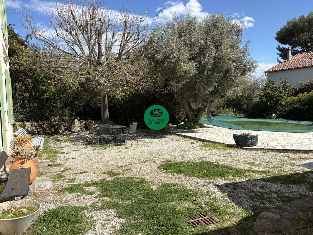 Bastide 7 pièces à vendre Quartier Les Sablettes   La Seyne-sur-Mer (83) - photo 22
