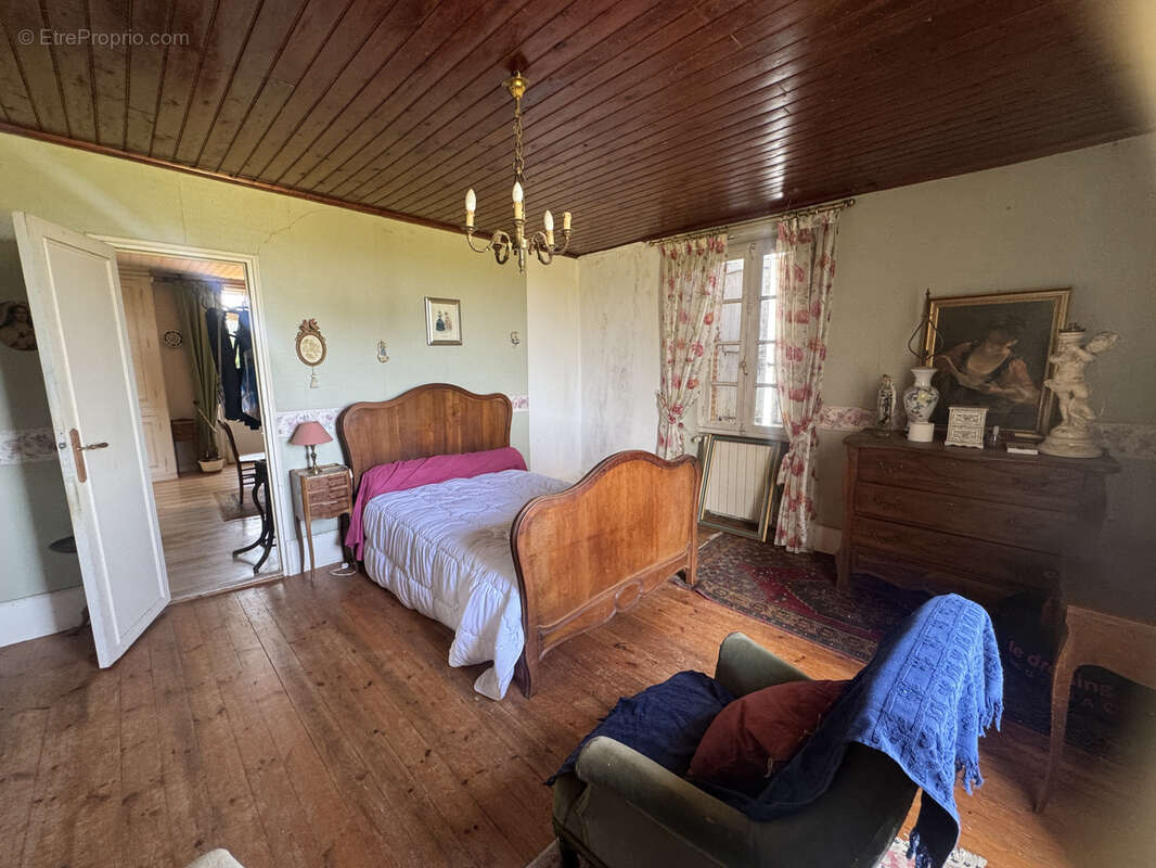 Maison à CAZES-MONDENARD