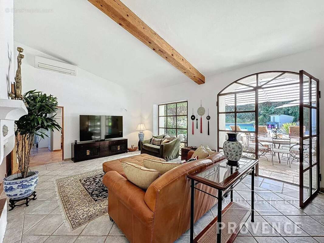 Exceptionnelle Bastide en pierres proche de Lorgues - photo 20