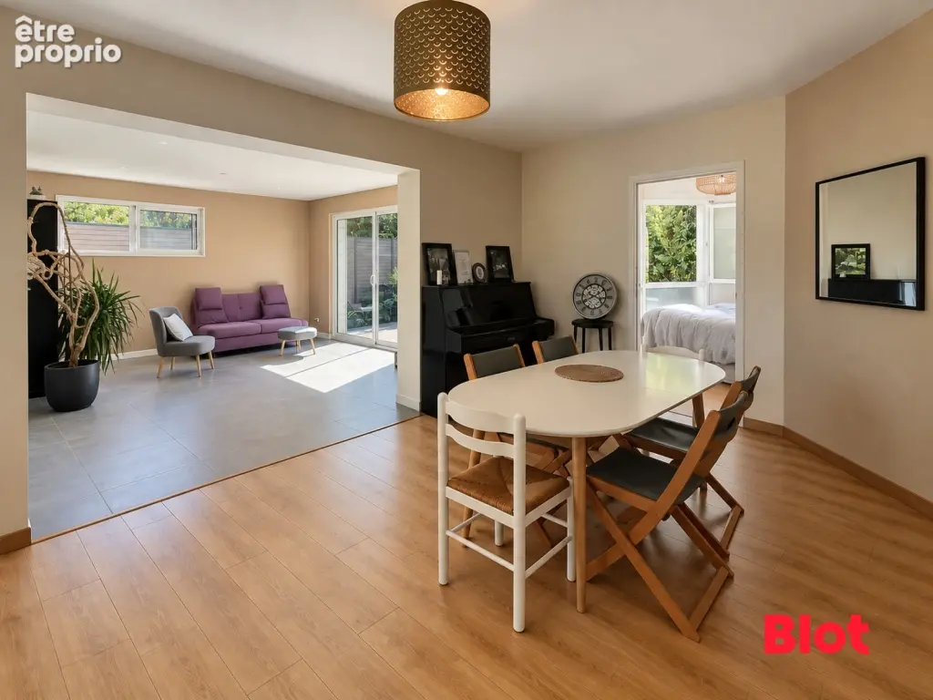Photo Maison à Pont-Pean au prix de 292 950€