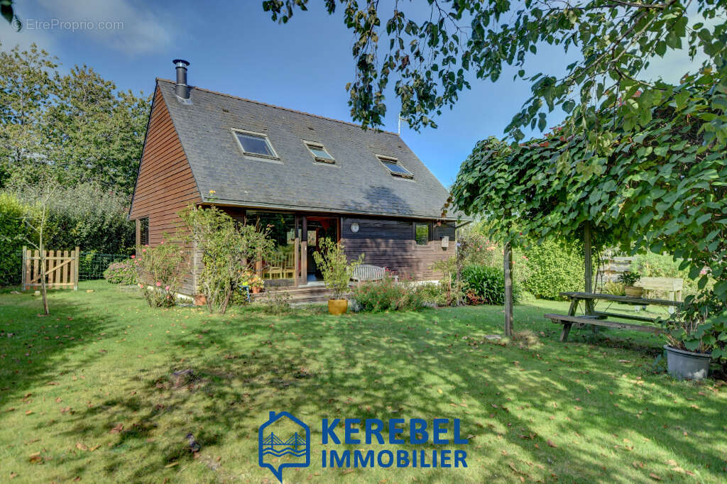 Maison à LOGONNA-DAOULAS