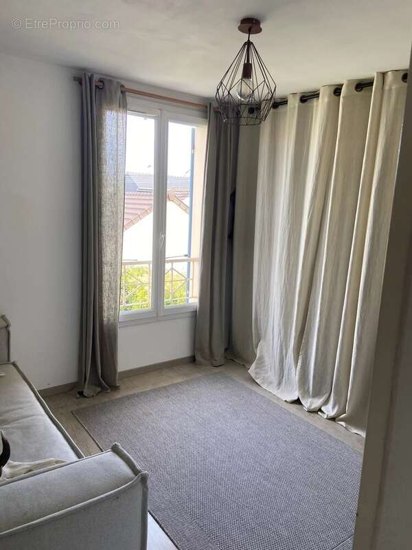 Maison à SARTROUVILLE