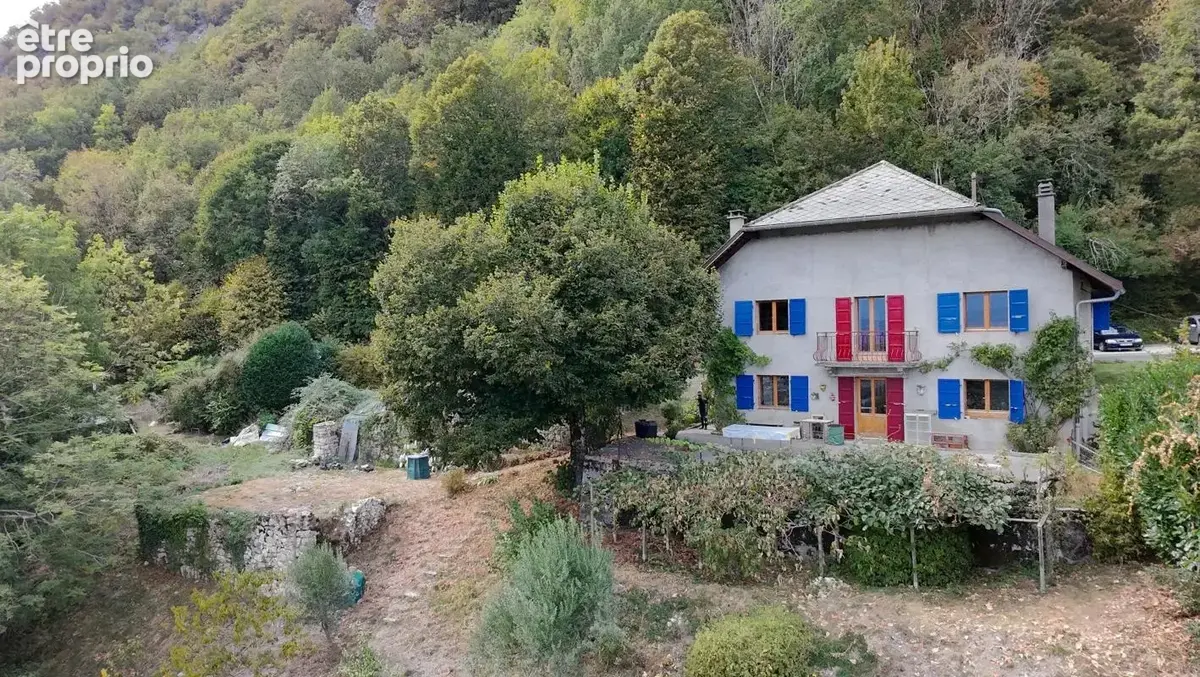 Vallières-sur-fier – batisse de caractere  vue d’exception et potentiel d’agrandissement - photo 19