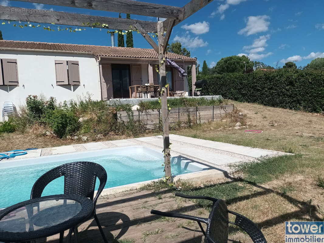 Villa 4 chambres garage jardin piscine - photo 3