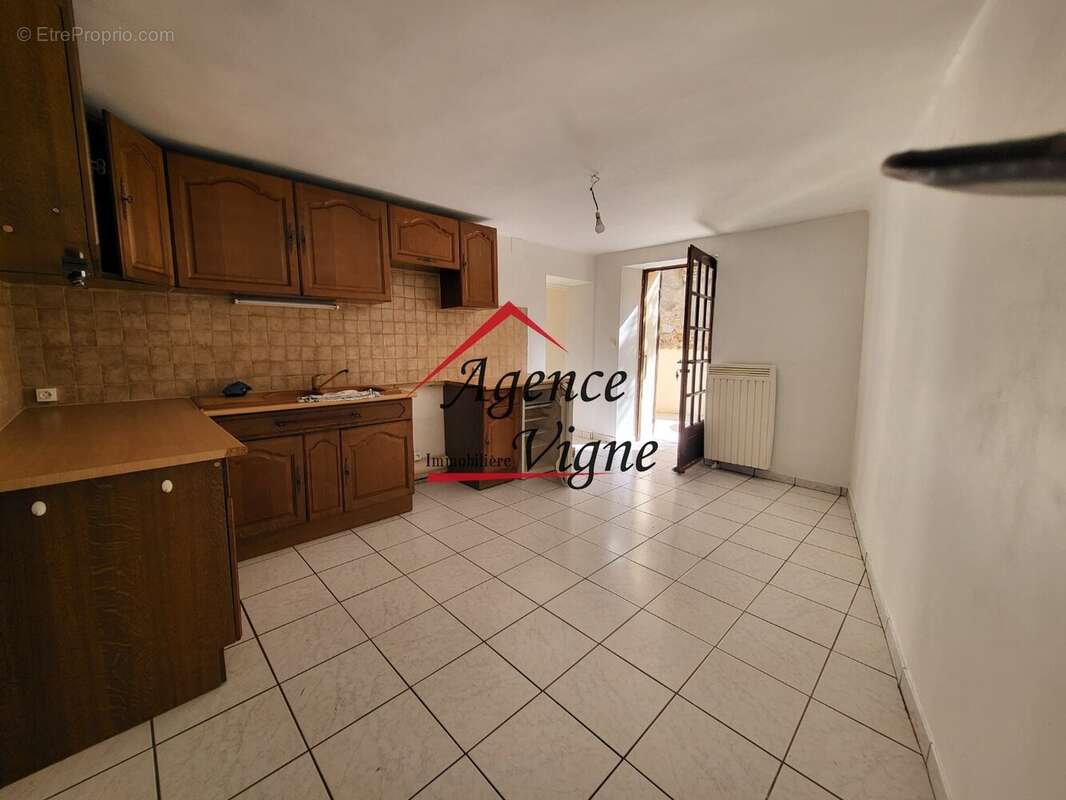 Maison à ROBIAC-ROCHESSADOULE