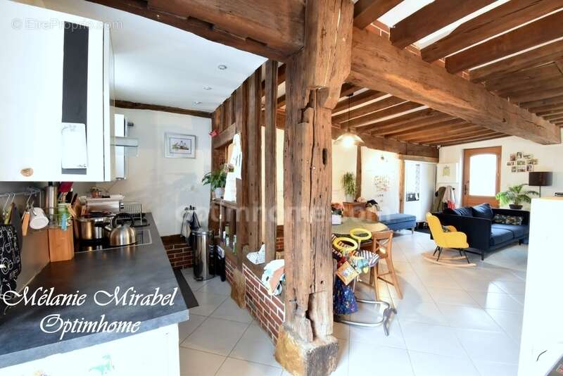 Maison à CONDE-SUR-ITON