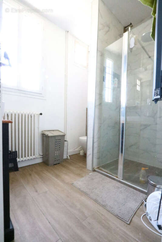 Maison à LONGUEIL-ANNEL