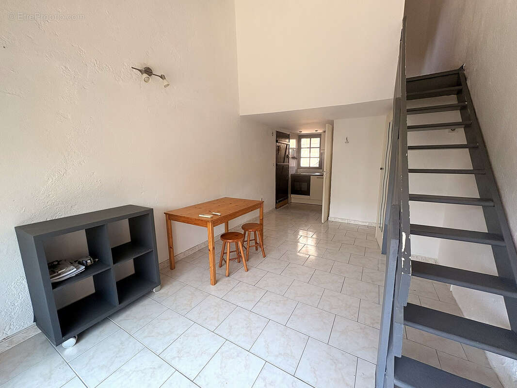Vente appartement F2 duplex plage à pieds - photo 3