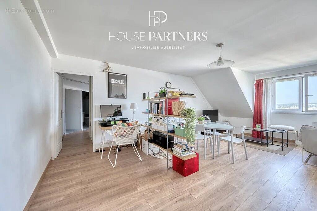 Appartement à RUEIL-MALMAISON