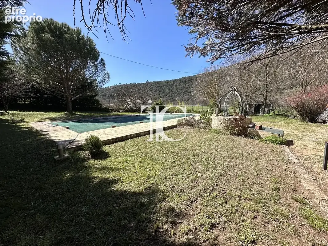 Maison ancienne de caractere avec piscine sur 3190m² de terrain - photo 9