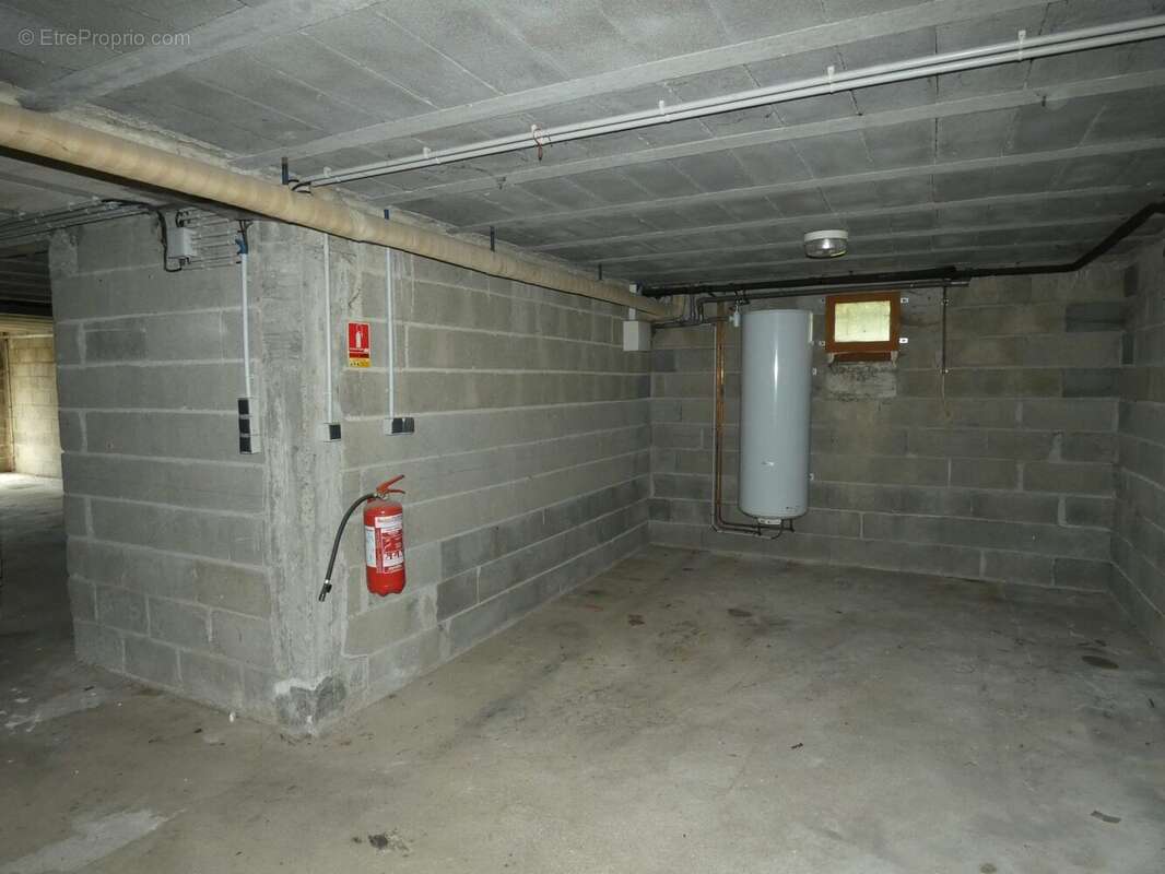 Maison 135 m² à Cressat  - photo 6