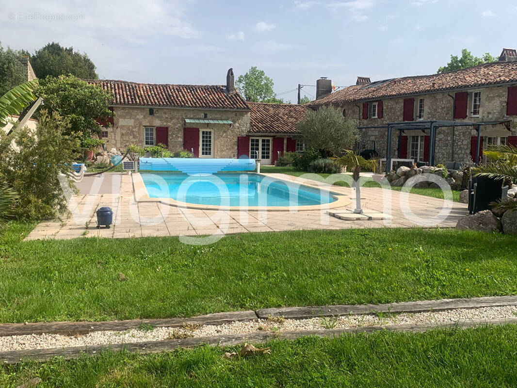 Maison à ESPIENS