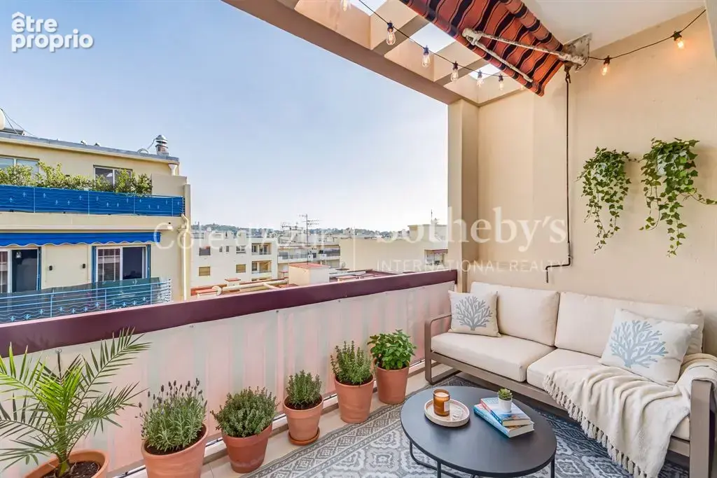 Antibes, appartement de 79 m² rénové avec exposition sud et terrasse - photo 9