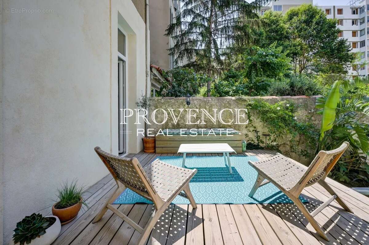 Appartement à MARSEILLE-5E