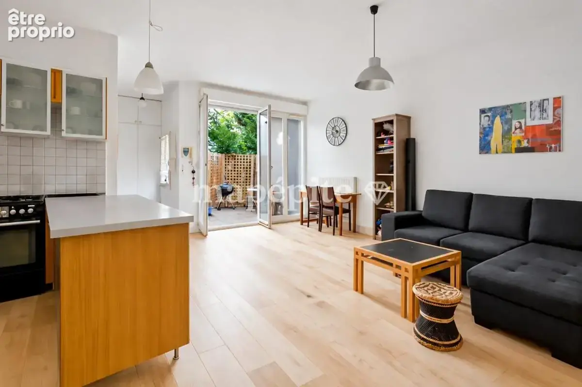 Photo Appartement à Saint-Denis au prix de 185 000€