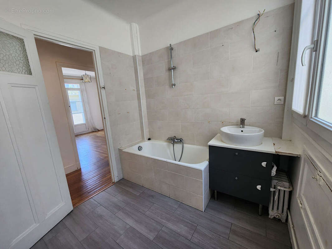 T3 NEUILLY SUR SEINE - 3 pièce(s) - 53.77 m2 - photo 12