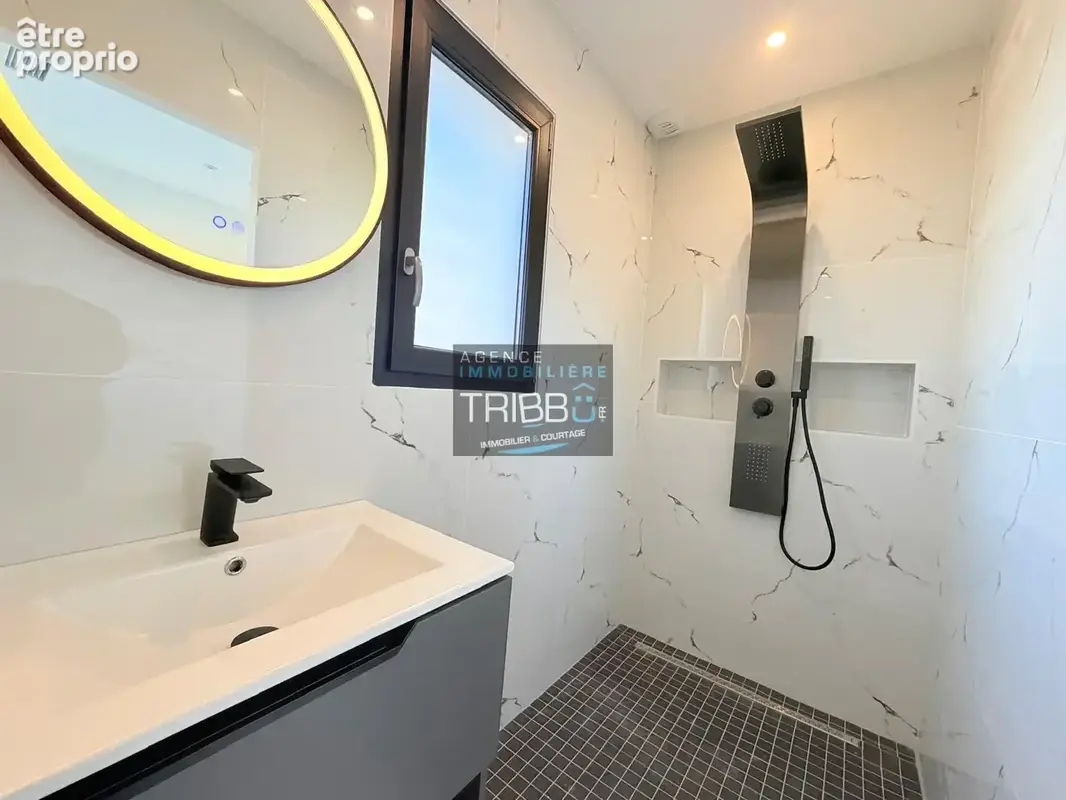 Villa neuve t4 avec jardin et garage à passa   proche thuir - photo 9