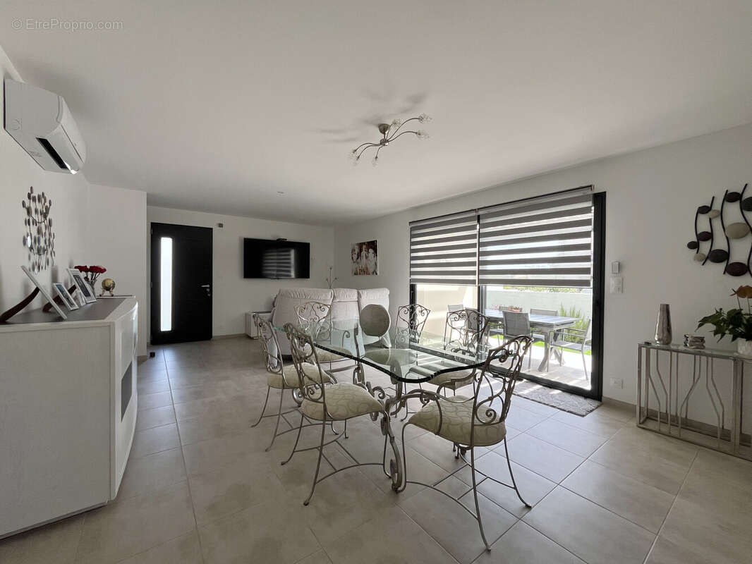 Maison à VIAS