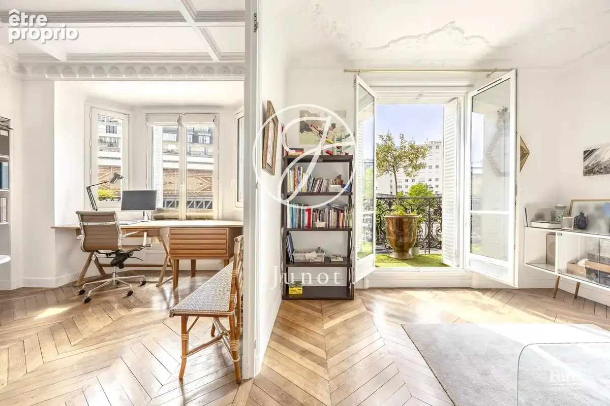 Paris 15e - SUFFREN / ROSA BONHEUR - Appartement à vendre - 4 pièces - 71,44m² loi Carrez - 2 chambres - Vues dégagées - Balcons - photo 5