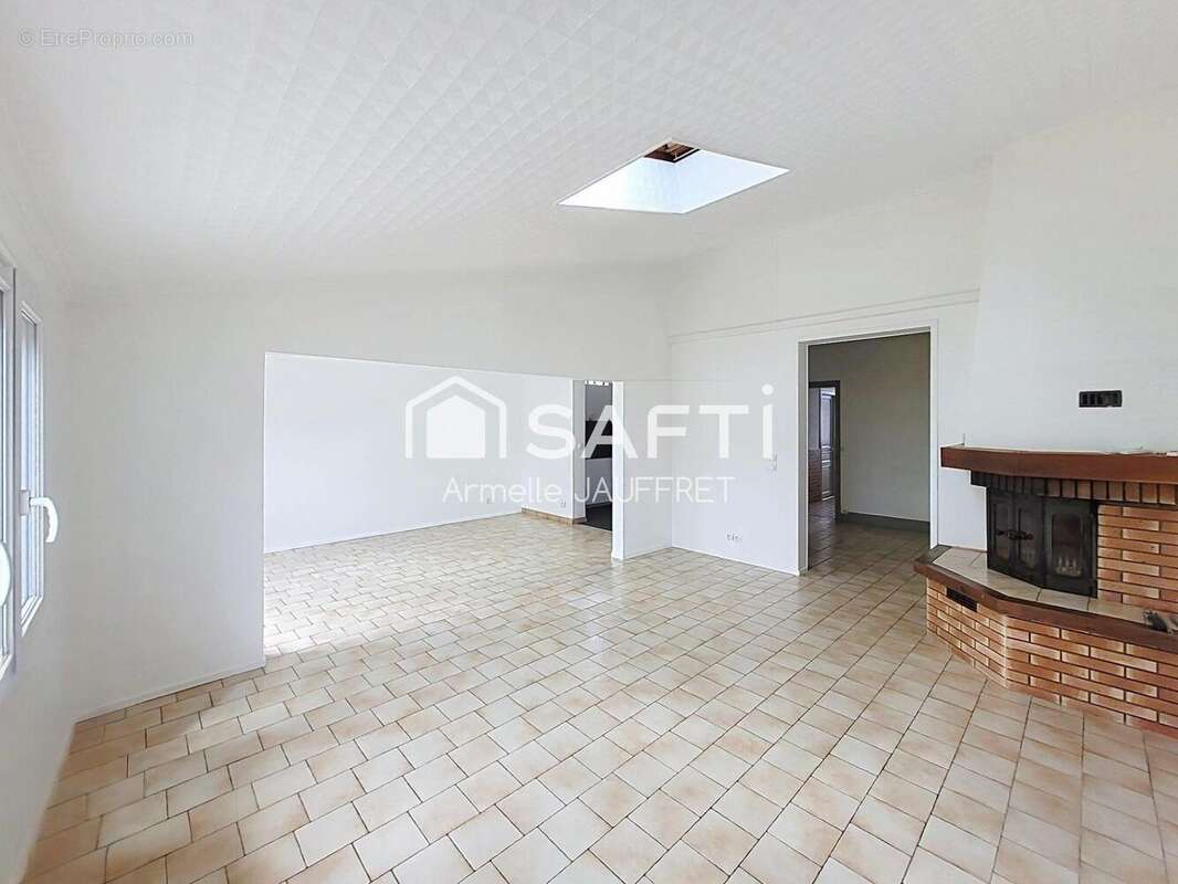 Photo 8 - Maison à MOISSELLES