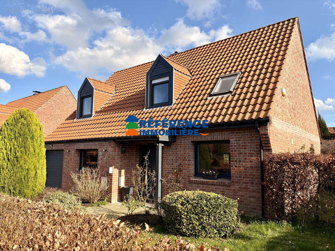 Maison à WAMBRECHIES