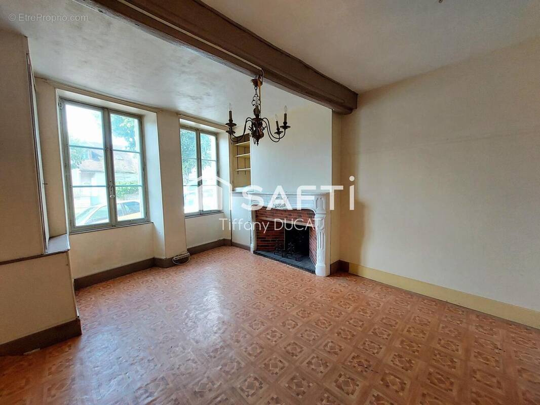 Maison 102 m² à Tonnerre  - photo 1