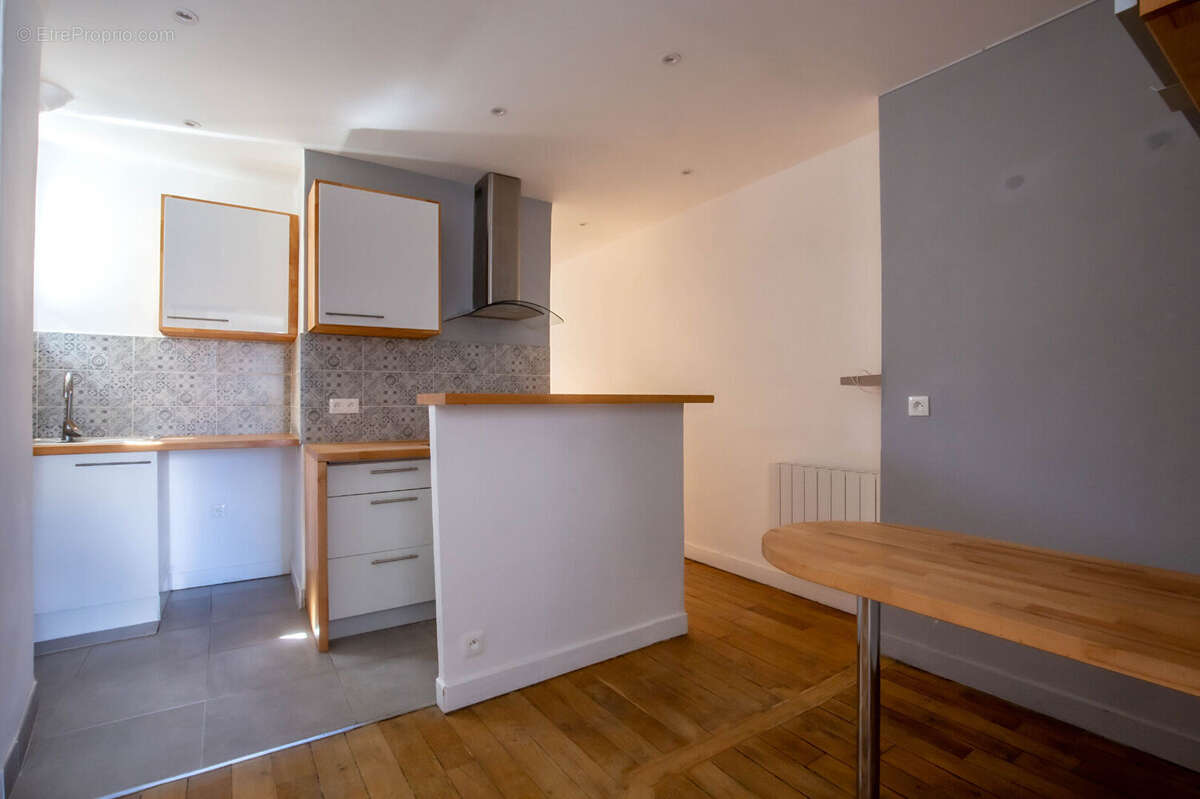 Appartement à PARIS-12E