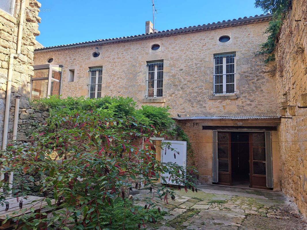 Maison à SAINT-MACAIRE