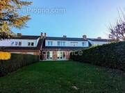 Maison à NEUVILLE-EN-FERRAIN